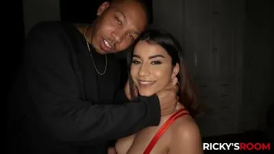 Rickys room divertimento e fatti video porno